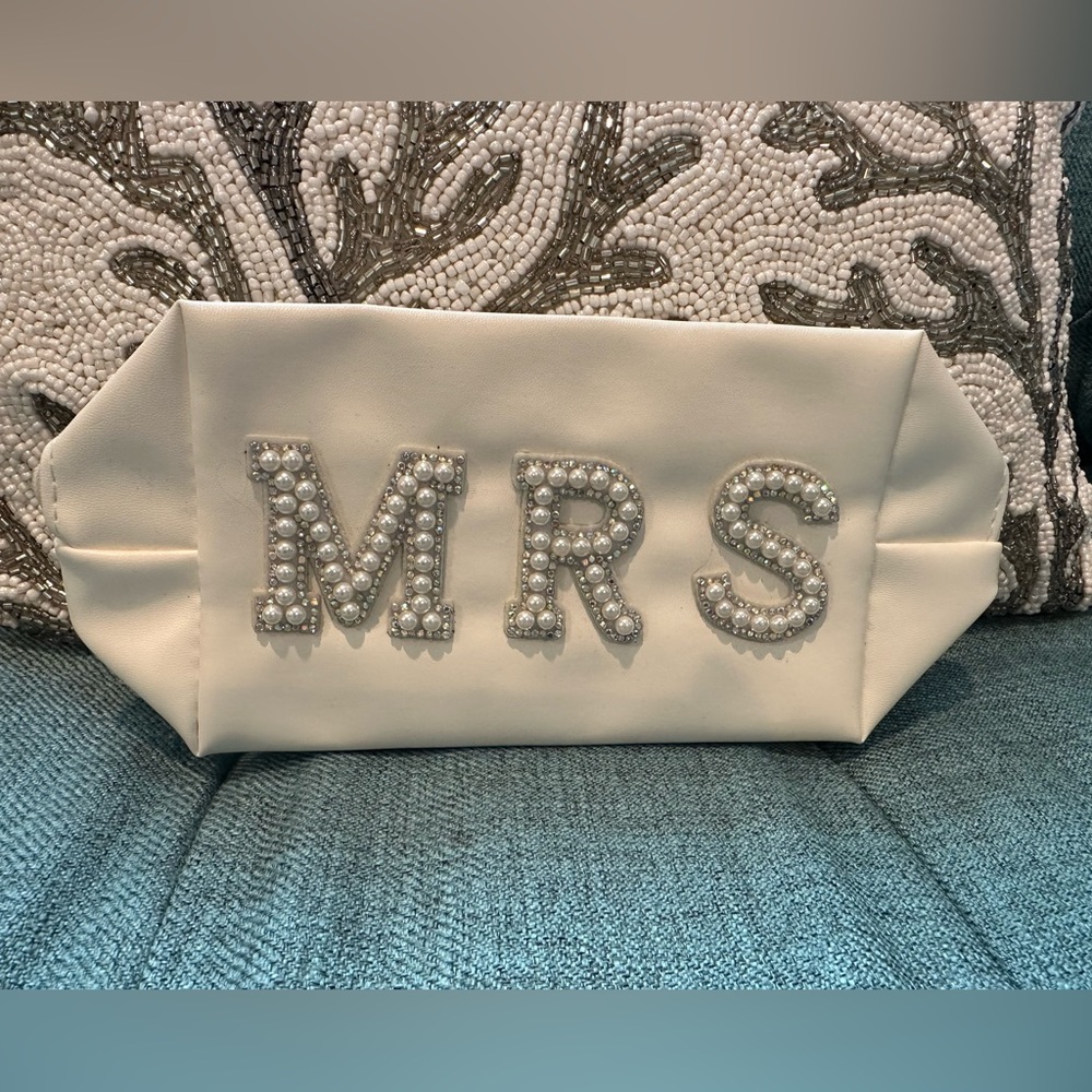 Elegant White 'MRS' Cosmetic Bag